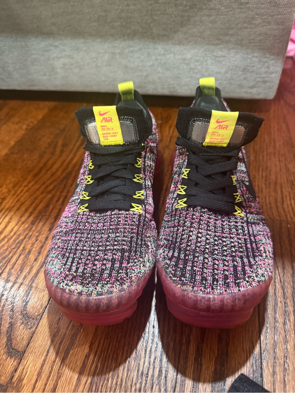 Nike Multicolor Flyknit Air VaporMax Sneakers W8